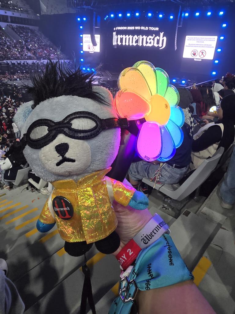 Kristine_GD's tweet image. Day 2, let&apos;s go Jakarta!