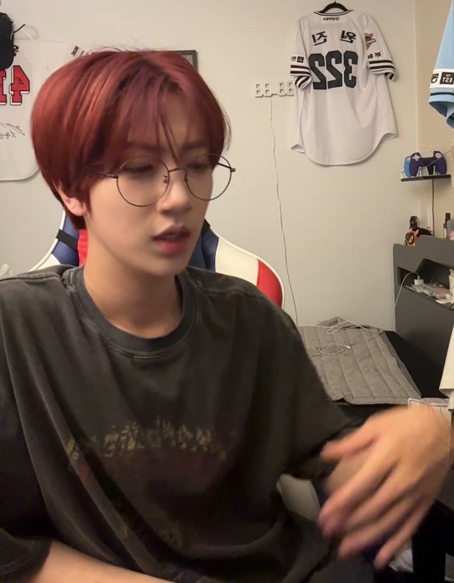 thehoursbetween's tweet photo. all the things we do | jungmo/wonjin (#moguham #tomatoz) | camboy au | explicit sexual content, please heed content warnings and tags | chapter nine
https://t.co/UpNuaRyt1q https://t.co/WMBF4dwNT3