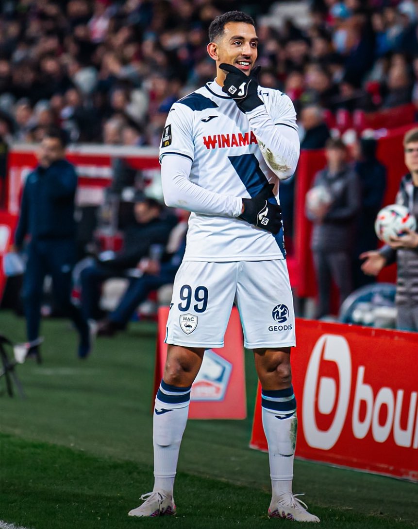 DTransferencias's tweet image. Ahmed Hassan chega a acordo com o Al-Ettifaq, segundo @Santi_J_FM.