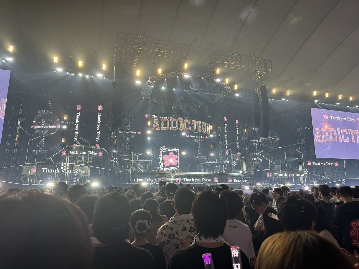 昨日より席近かったし俗に言うファンサなるものもたくさんいただいて、月並みですがすごく元気になったあ