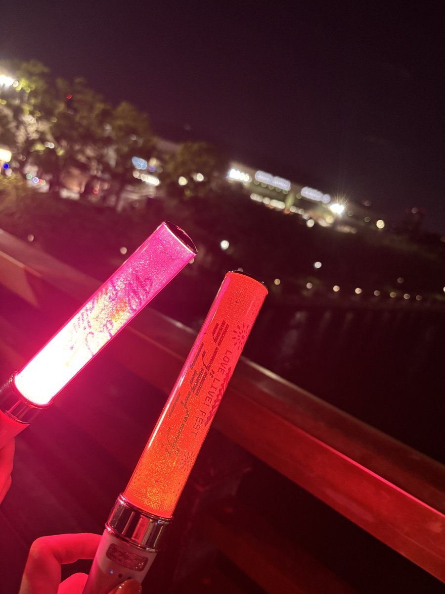 coss_sakura's tweet image. セトリが良すぎて本当にめちゃくちゃ泣きました
未来予報ハレルヤでも泣きtiny starでも泣きstarlight prologueでも泣きました
自分が生きてる中で5人のLiellaが生で見れて本当に良かった
#Liella_リバイバル_大阪Day1