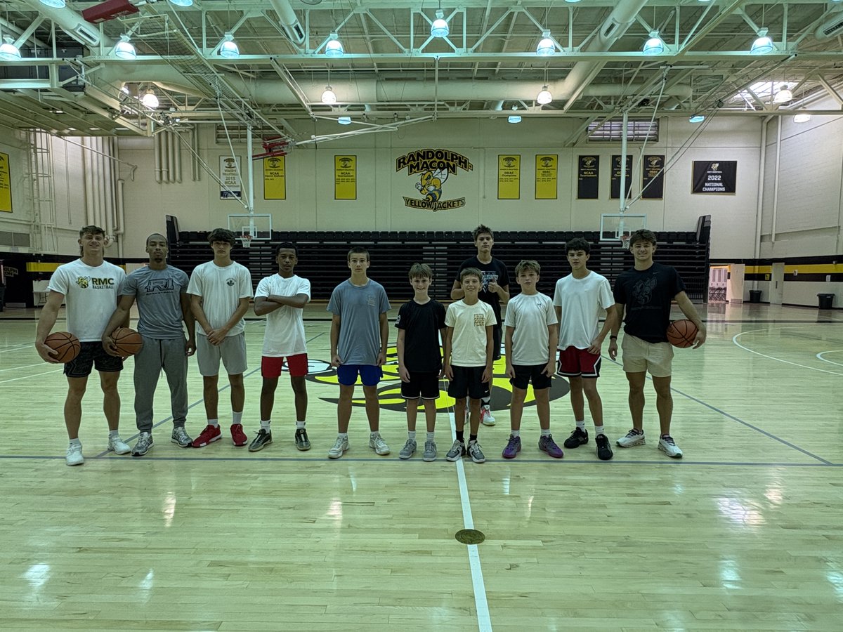 Randolph-Macon Hoops (@rmchoops) on Twitter photo Proud of our Early Bird Campers for waking up today to get an extra workout in the morning while the competition rests! #GOJACKETS Proud of our Early Bird Campers for waking up today to get an extra workout in the morning while the competition rests! #GOJACKETS