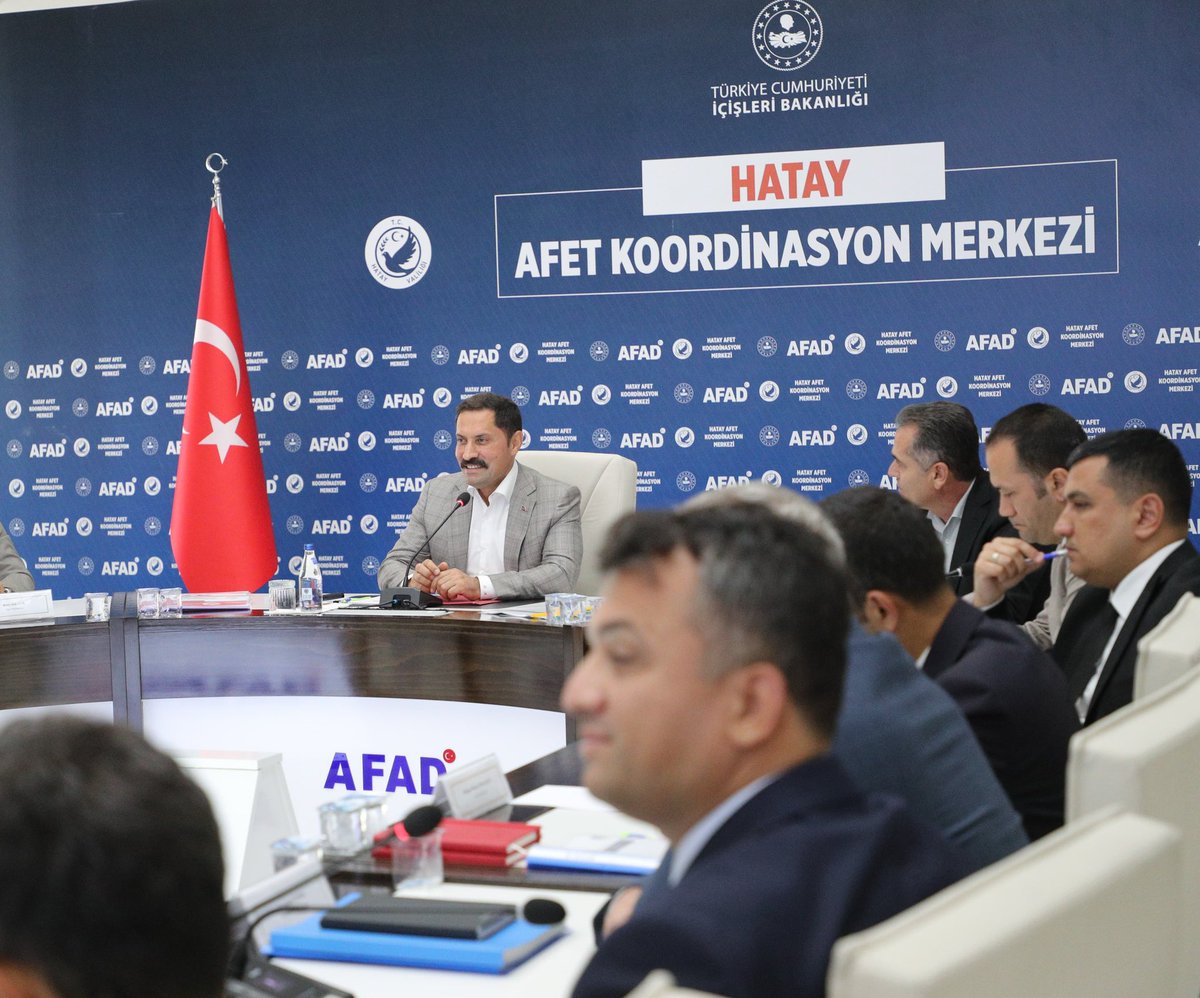 📌 Valimiz Mustafa MASATLI Başkanlığında; Vali Yardımcılarımız, İlçe Kaymakamlarımız ve İl Müdürlerimizin de katılımıyla İl Geneli Değerlendirme Toplantısı gerçekleştirildi. İlimizde her alanda yürütülen ihya, inşa ve imar çalışmaları ile yürütülen projeler değerlendirildi.