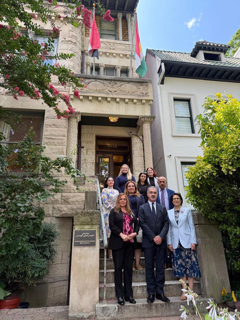 SafeenDizayee's tweet image. Concluded a productive working visit to Washington, USA, with important and timely discussions with our partners.
Thanks to KRG Rep. @treefa_aziz and @KRG_USA staff for their coordination.