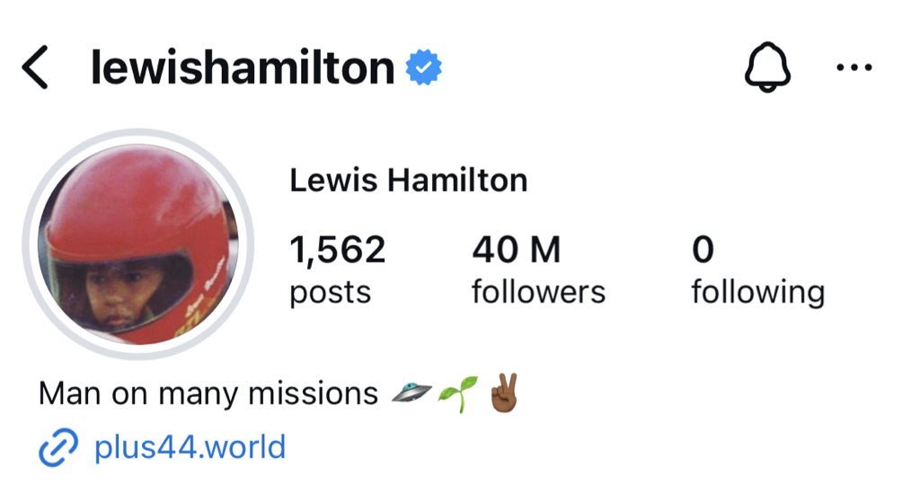 fromshaaa's tweet image. lewis hamilton reached 40 million followers… and the most recent thing he shared was about gaza. that’s the kind of platform i’ll always stand behind.