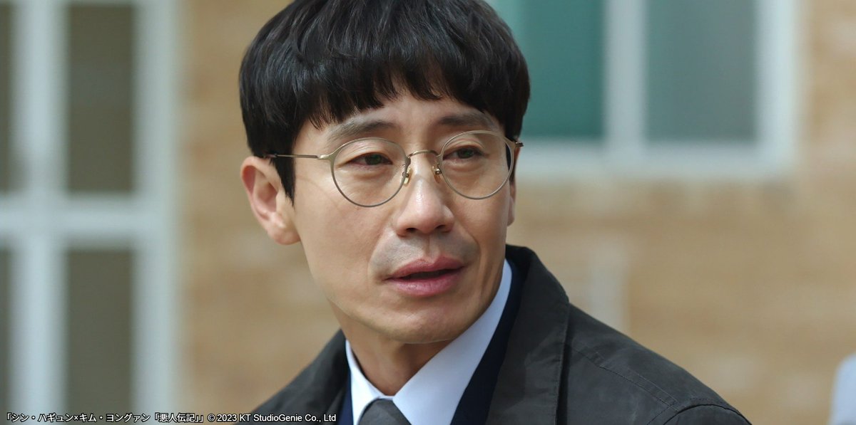 tlskrbswhdk's tweet image. 근데 동수는 깜빵 가가지고 괴롭힘 당했으면 내가 좋겠지만 뭔가 들어가서도.. 잘 지낼 것 같음..
재소자들이랑 교도관들 법률상담해주고.. 막.. 그럼서..