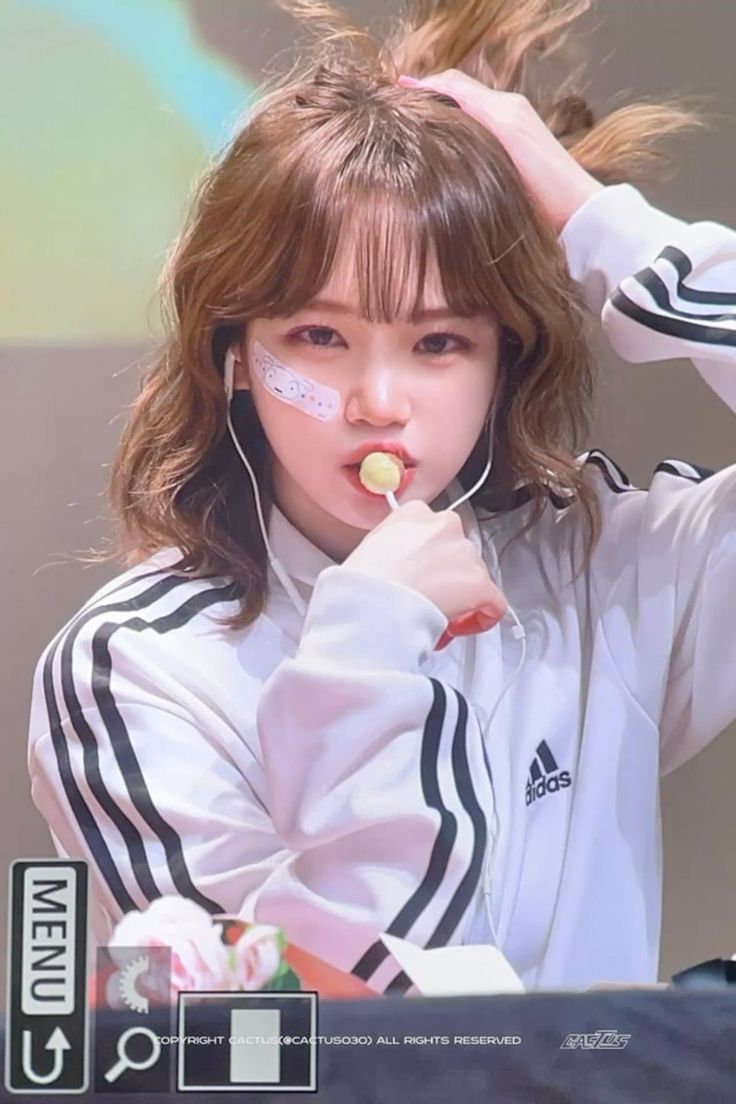 litism89's tweet image. 양아치를 하기에는 너 너무 동그래.