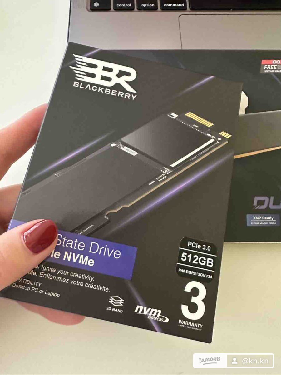 morireview's tweet image. ถ้าเครื่องคุณเริ่มอืด อย่าเพิ่งซื้อใหม่! ลองวิธีนี้ก่อน

💻คือถ้าให้พูดตรงๆ เราเคยคิดว่า RAM กับ SSD จะใช้แบรนด์อะไรก็ได้หมด ขอแค่สเปคตรงก็พอ แต่หลังจากเจอ BBR (BlackBerryRam) ความคิดนั้นเปลี่ยนไปเลย😊
🩶เราเป็นคนทำงานสายซอฟต์แวร์ ใช้คอมค่อนข้างหนัก มีทั้ง VM, compile code,…