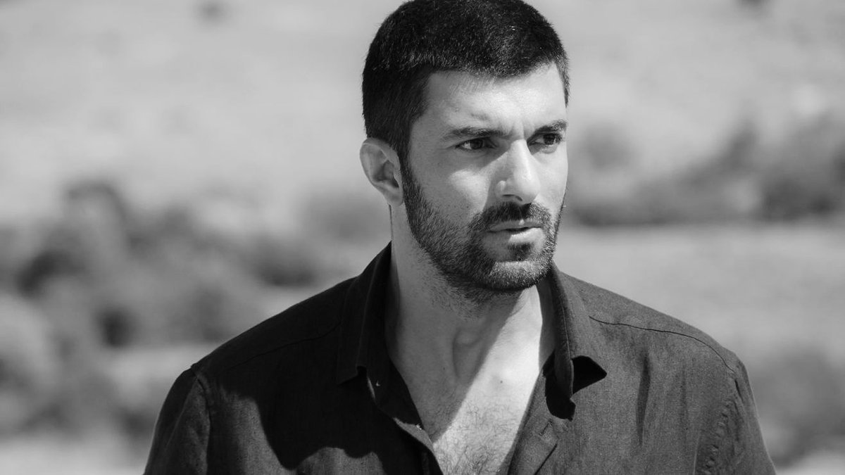 <a href="/diziyolcusu/">Dizi Yolcusu</a> Mustafá Bulut y Sancar Efeoglu, dos personajes difíciles, duros, incomprendidos  y odiados pero magistralmente interpretados por Engin

 #EnginAkyürek