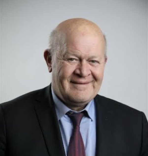 Patrick Kanner (@patrickkanner) on Twitter photo Une pensée amicale pour Alain Cacheux qui nous a quittés voici déjà cinq ans ... <a href="/partisocialiste/">Parti socialiste</a> Une pensée amicale pour Alain Cacheux qui nous a quittés voici déjà cinq ans ... <a href="/partisocialiste/">Parti socialiste</a>