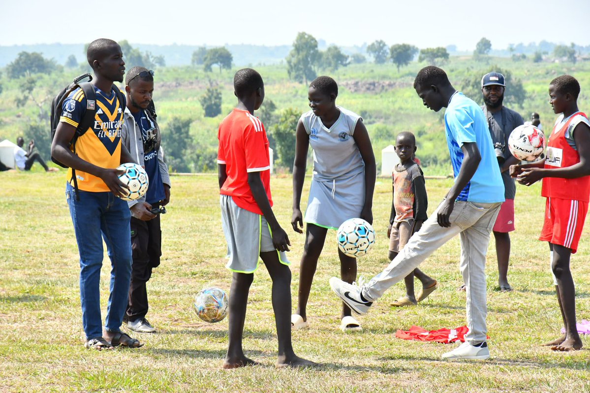 JICA Uganda (@jicauganda) on Twitter photo Today in Rhino Camp Settlement, @JICAUganda, <a href="/BrightStarsFC/">SOLTILO Bright Stars FC</a>, <a href="/OPMUganda/">Office of the Prime Minister - Uganda</a>, & <a href="/UNHCRuganda/">UNHCR Uganda</a> are hosting a football event to promote gender equality, social cohesion & talent development ⚽ #SportsForDevelopment Today in Rhino Camp Settlement, @JICAUganda, <a href="/BrightStarsFC/">SOLTILO Bright Stars FC</a>, <a href="/OPMUganda/">Office of the Prime Minister - Uganda</a>, & <a href="/UNHCRuganda/">UNHCR Uganda</a> are hosting a football event to promote gender equality, social cohesion & talent development ⚽ #SportsForDevelopment