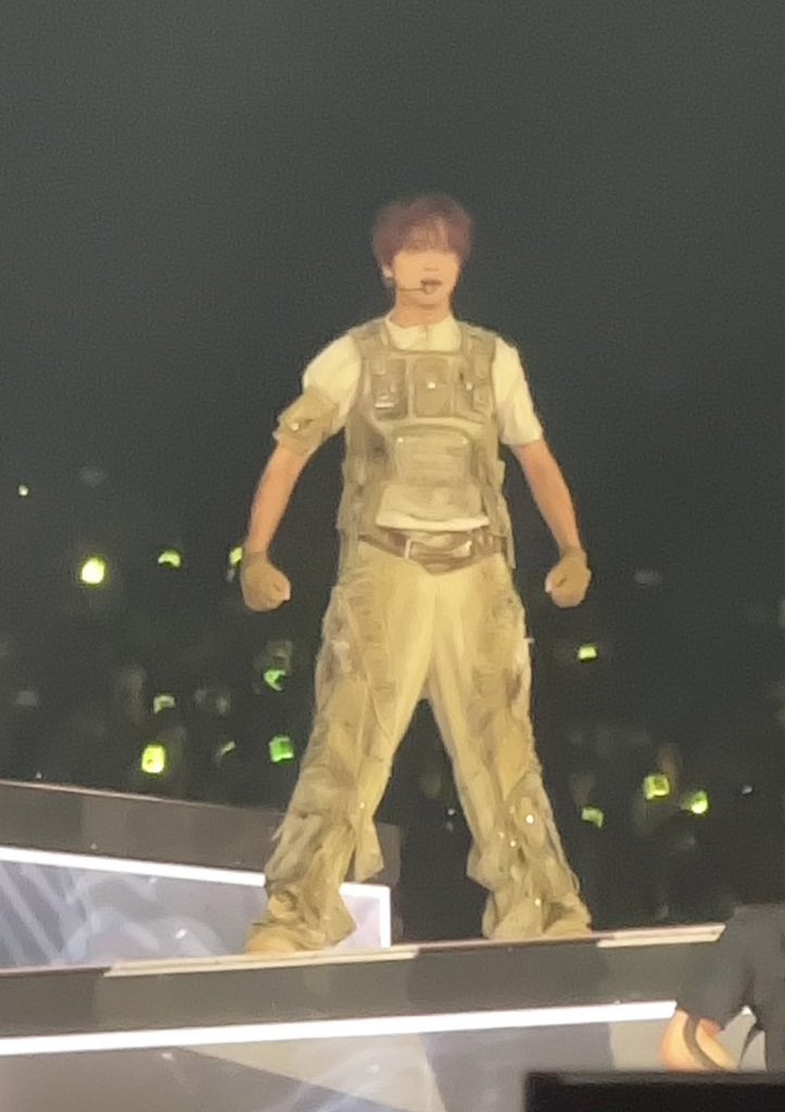 haechan 😭🤏🏻