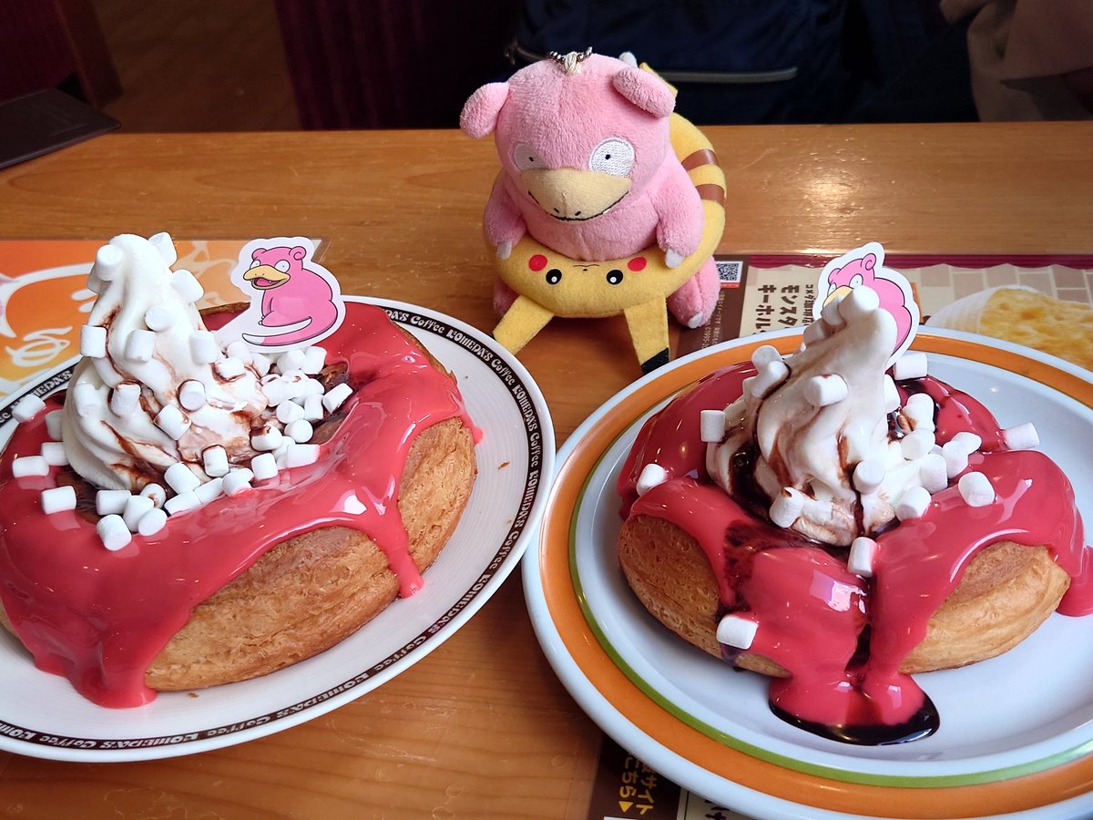 Tomi_01_26's tweet image. ポケモン好きの娘に付き合い、コメダ珈琲店さんのポケモンコラボメニュー、ヤドンのいちごチョコシロノワールを食べに行きました🩷
#コメダ珈琲店
#コメダポケモンコラボ