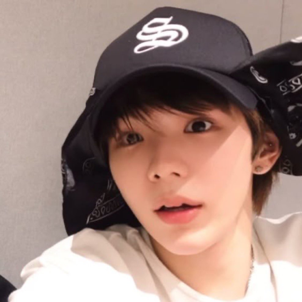 9am2a's tweet image. 에헴.                                              애햄♥