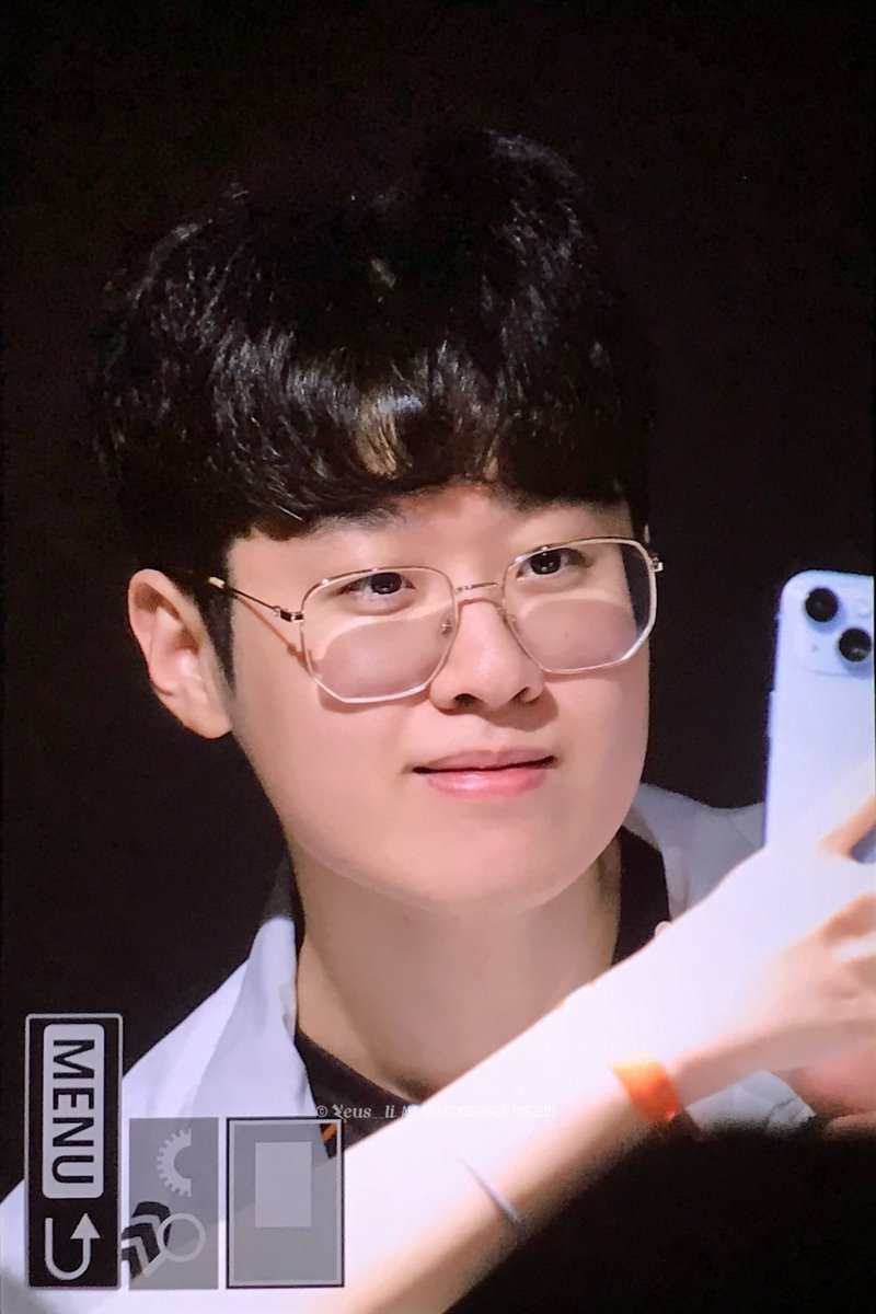 zeus__li's tweet image. 250726 

너무 착순이 눈이야
#Zeus #제우스 #최우제