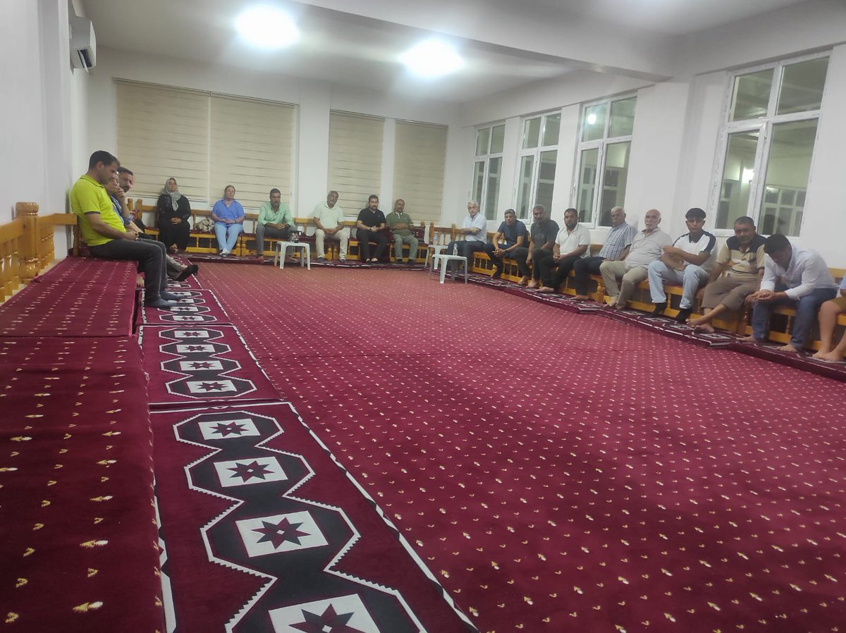demurfail63's tweet image. Karaköprü ilçesine bağlı Akpınar Köyü’nde halk toplantısı gerçekleştirdik.
Köy halkıyla bir araya gelerek talepleri ve çözüm önerilerini konuştuk. Demokratik katılımın ve ortak yaşamın önemini vurguladığımız buluşmada, halkımızın sesine kulak verdik; karşılıklı dayanışma ve ortak…