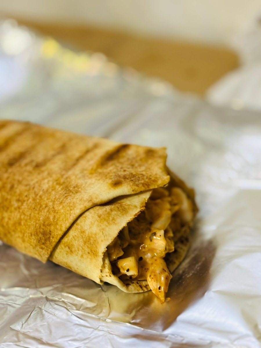 dejaavool's tweet image. New in…💥
Drip Bites! Best in shawarma, burgers, meat pie, chicken pie, sausage roll, and more…. Pocket friendly price.
Location: Oke Ala Estate close to Graceland Estate, by Rilux Hotel Road, Oba Ile Housing Estate, Akure.
Please, kindly retweet