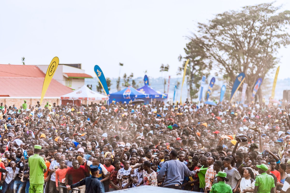 EAPRwanda's tweet image. NGOMA reka turye show na #MTNIwacuMuzika2025 yitabirewe nabatari bake.