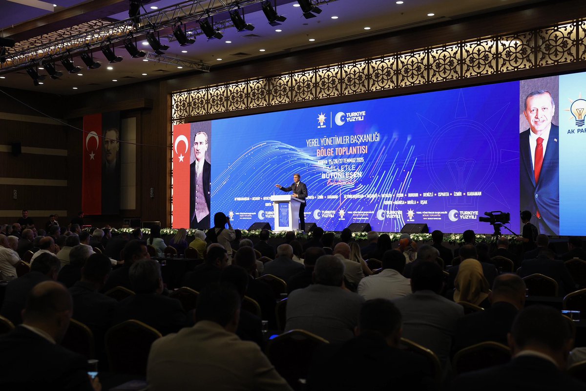 📍 Konya

13 ilimizin; İl başkanlarımız, Belediye Başkanlarımız, Yerel Yönetimler Başkanlarımız, İl Genel Meclis Başkanlarımız, Gençlik Kolları ve Kadın Kollarımızın Yerel Yönetimler Başkanlarıyla Bölge İstişare ve Değerlendirme Toplantımızda bir araya geldik.

AK Parti kadroları