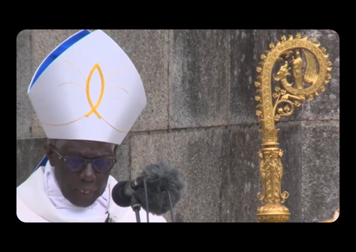 Tribune Chrétienne (@tribuchretienne) on Twitter photo 🟥« Ne profanez pas la France avec vos lois barbares et inhumaines » : l’homélie bouleversante du cardinal Sarah à Sainte-Anne-d’Auray
➡️ bit.ly/46pqmV7
<a href="/Card_R_Sarah/">Cardinal R. Sarah</a> <a href="/steannedauray/">Sanctuaire de Sainte-Anne-d'Auray</a> #Eglise #Auray 🟥« Ne profanez pas la France avec vos lois barbares et inhumaines » : l’homélie bouleversante du cardinal Sarah à Sainte-Anne-d’Auray
➡️ bit.ly/46pqmV7
<a href="/Card_R_Sarah/">Cardinal R. Sarah</a> <a href="/steannedauray/">Sanctuaire de Sainte-Anne-d'Auray</a> #Eglise #Auray