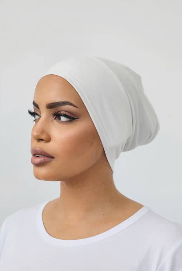HassyCollectns's tweet image. Shop the new jersey inner caps that provide style and comfort.They come in a close tube at the back for a secure yet comfortable fit.
Price:4,000 naira
Size:Free size
Material:Jersey
Location:Abuja
Available in 19 colours
Send a dm to place order