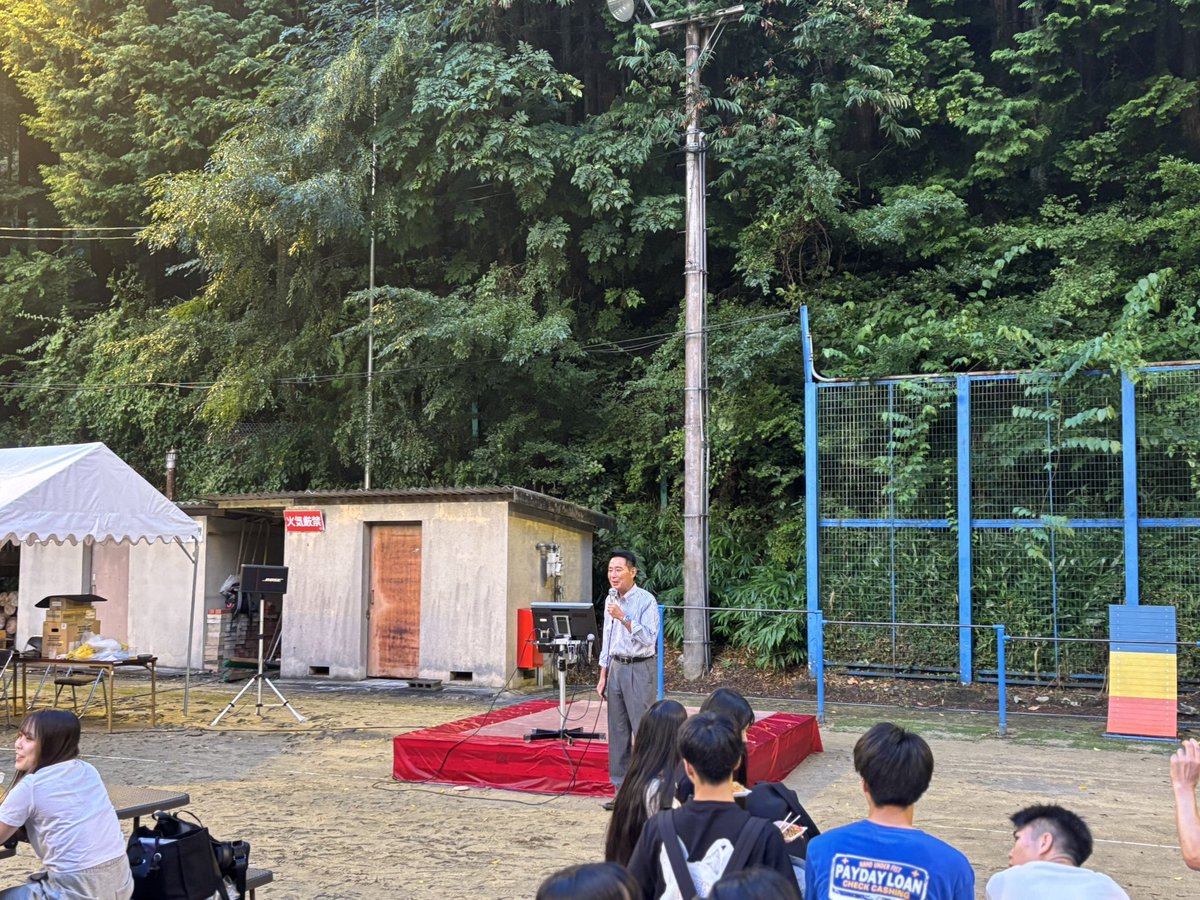 Maehara2016's tweet image. 《今日のまえはら 7/26(土)》
「社会を明るくする運動東山区大会」に出席させて頂きました。
山科区で開催されている「安朱学区夏まつり」「勧修学区夏まつり」左京区で開催されている「岡崎納涼夏まつり」「鞍馬学区夏まつり」にお邪魔しました。
(スタッフ投稿)