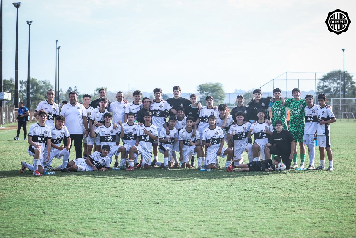 FormativasO's tweet image. #Sub15 💎

💪🏻 ¡GANÓ #𝗢𝗟𝗜𝗠𝗣𝗜𝗔! 🤍🖤🤍

➖️ Olimpia [6-0] Tacuary. 

#SoyDelOlimpia ⚪️⚫️⚪️