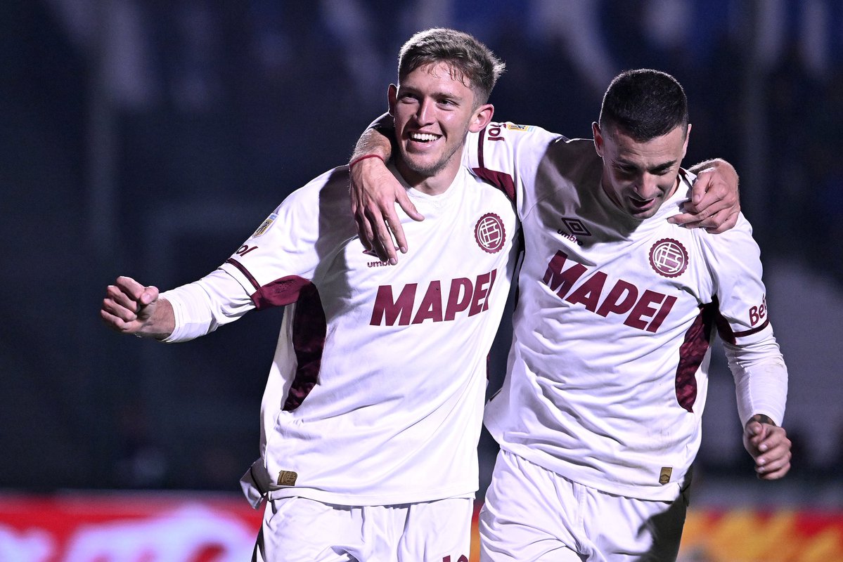 clublanus's tweet image. Lo dejamos todo en Junín y volvimos con los tres puntos. Esto continúa, Granate 🇱🇻👊