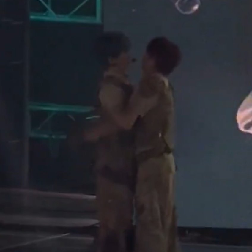 kuemahae's tweet image. MAHAEEEEE T___________T