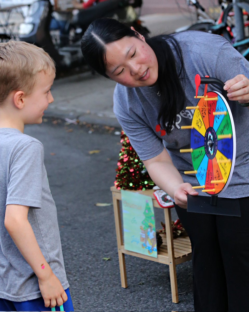 A big shout-out to Councilman Justin Brannan for his continued support of Summer Stroll.