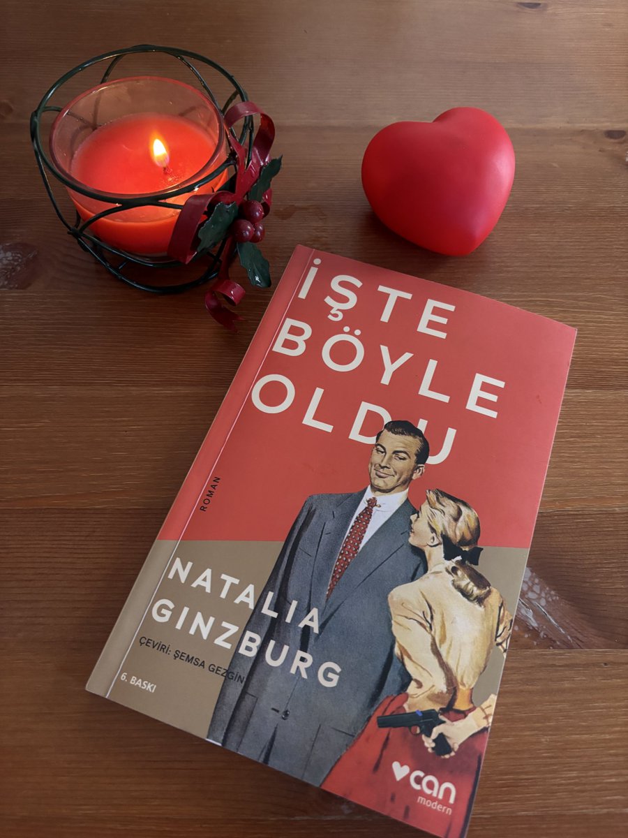 Natalia Ginzburg, kadınlık hallerini, iç dünyası ve inşa edilmiş toplumsallığı ile birlikte bir bütün olarak, hikayeye dahil edilen tüm karakterler üzerinden aktarıyor. 1940’larda yazıldığını düşünürsek, benzer tartışmaların hala güncelliğini koruması ne acı.