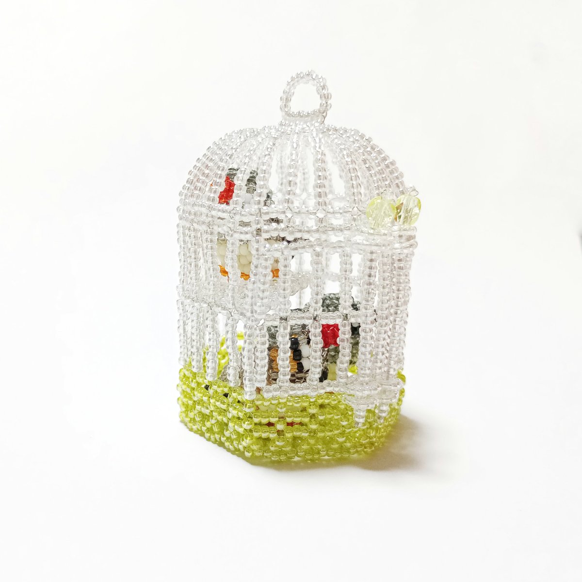 beaded_bird's tweet image. 3羽入ります✨️
#キンカチョウ #小鳥 #シードビーズ #ハンドメイド #minne で年内に販売予定でっす♪