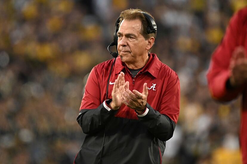 Nick Saban said something about championship teams that explains why most programs never repeat.

The biggest threat to winning isn't your opponents - it's what's in your locker room.

He named 3 things you can never allow.

Here are the 3 things with Saban explaining them:🧵