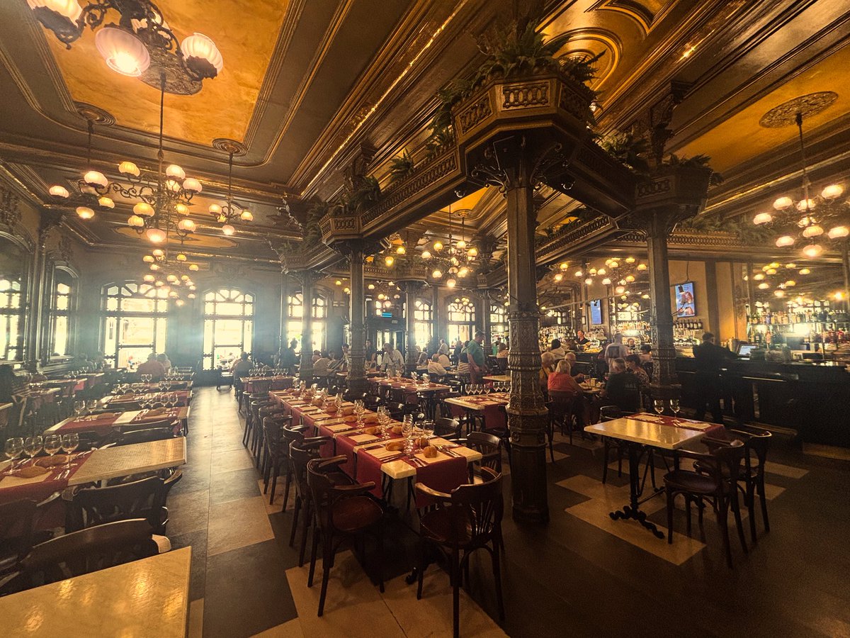 JuanCeMed's tweet image. Café Iruña