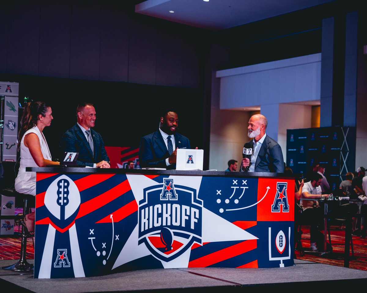 Bill Wagner (@bwagner_capgaz) on Twitter photo Experts say <a href="/NavyFB/">Navy Football</a> should contend for the championship of the <a href="/American_Conf/">The American</a>. The Midshipmen welcome the higher expectations for the program.
capitalgazette.com/2025/07/25/navโฆ Experts say <a href="/NavyFB/">Navy Football</a> should contend for the championship of the <a href="/American_Conf/">The American</a>. The Midshipmen welcome the higher expectations for the program.
capitalgazette.com/2025/07/25/navโฆ