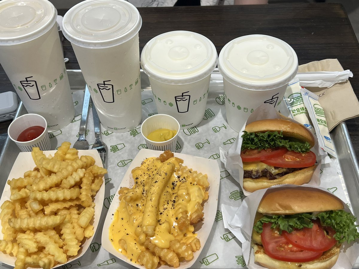 hee_kive's tweet image. 얘들아 오늘 넘뮈 맛있다•••
근데 아무도 태그허용을 안해놨네 ㅁㅊ….