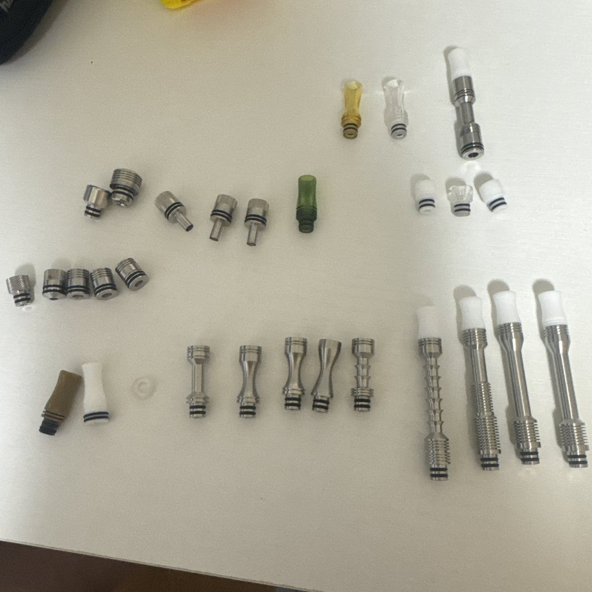 もう全く使用してないのでvape放出します。
載せきれない画像はリプ欄に載せてきます。

#vape放出
#拡散希望