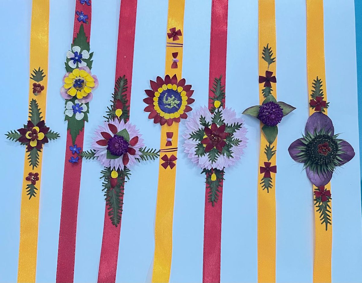 csirnbrilko's tweet image. 🌸 Floral Biodegradable Rakhi 🌱
Crafted with love from real flowers & leaves, these eco-friendly rakhis are a perfect blend of tradition & sustainability! 💚
💫 Price: ₹50 each
📦 Booking Open – Launching Soon!
#EcoRakhi #RakshaBandhan2025
@akshasany