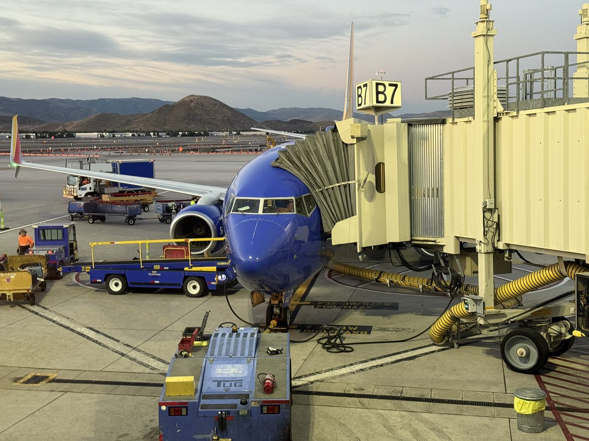 TheSWATKats's tweet image. On the way to #SDCC ✈️