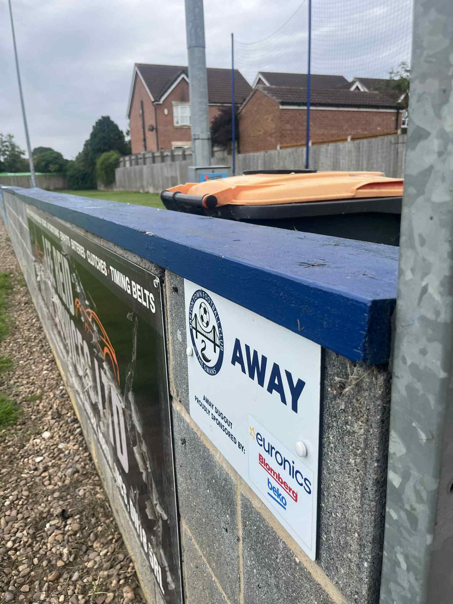 📍 On the Humber <a href="/BartonTownFC/">Barton Town FC</a>’s The Easy Buy Stadium 🏟️ 

#UpTheRosso
