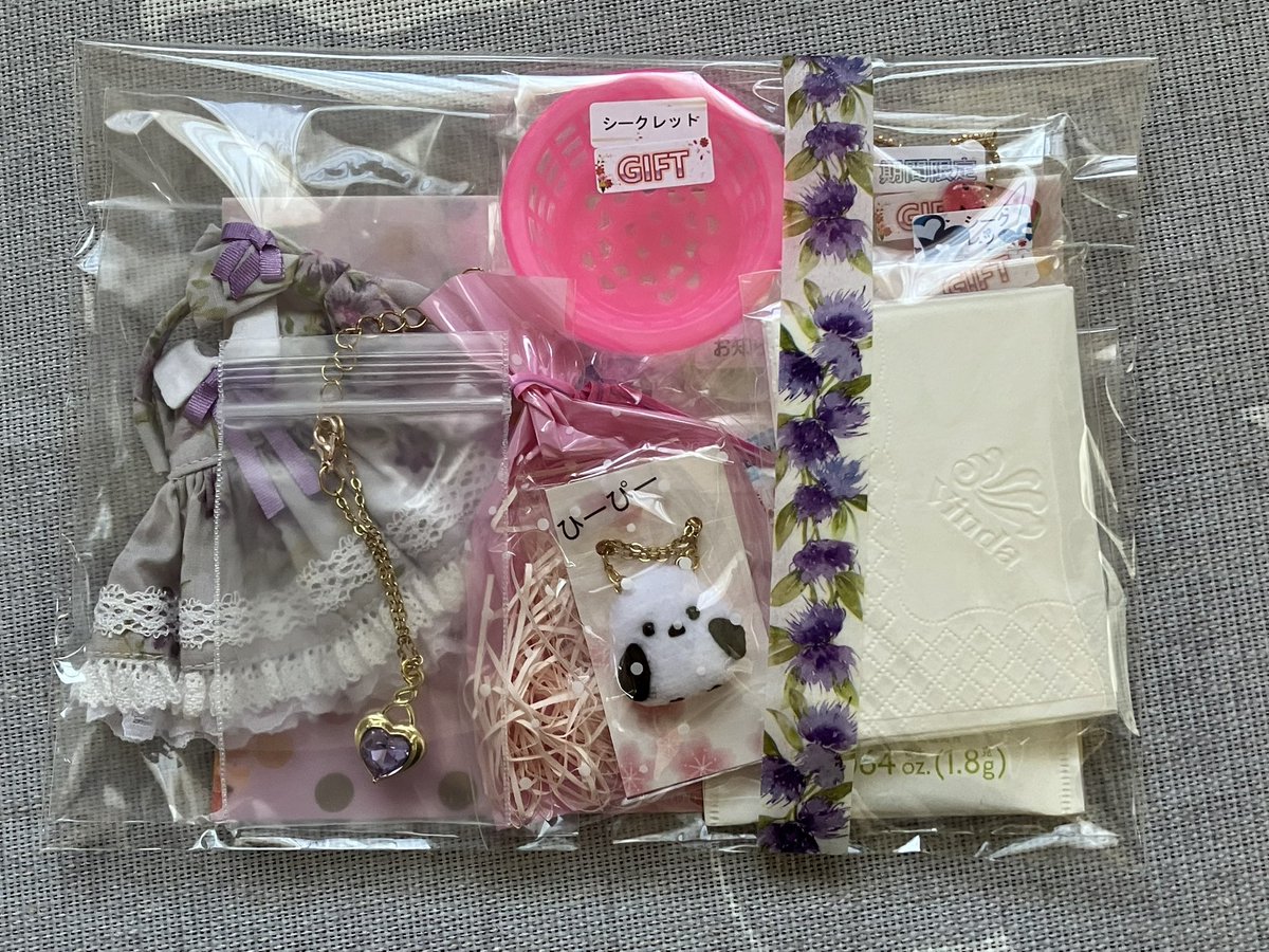 kaorisuncatcher's tweet image. Pretty-Ghost様より
ワンピースとシマエナガポーチをお迎えする事が出来ました
ありがとうございます😆
そして速攻で届きました(ハヤッ)
─=≡Σ=͟͟͞ ( ˙꒳˙)🎁
たくさんのおまけもありがとうございました♡
とても可愛いです🥰
@aria_yozuki
@gekkouchouchou