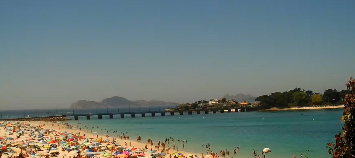 Torallamar's tweet image. Tenemos Sol y la temperatura rozando los 30º en el aire y 17,5º en el agua. ¡Buena tarde!
Imagen: Hispacams