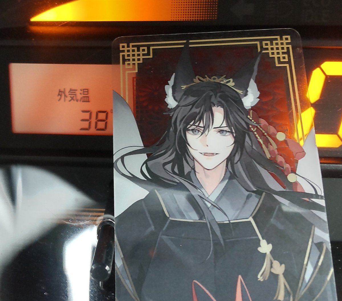 r33231's tweet photo. お昼、魏嬰。帰り、江澄。
気温ーっ！ほぼ下がってないじゃん🌡️
こんなのいつまで続くの😱
梅雨だって3週間も早く明けたうえに雨そんな降ってないし……
私の体温35度なせいか毎日息苦しいったらない…… https://t.co/S7XPnNh4pA