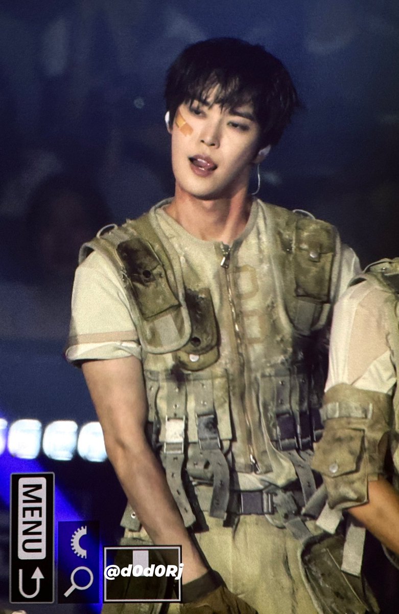 d0d0Rj's tweet image. 250726 썸머가요대전

#도영 #doyoung #nct127 #nct