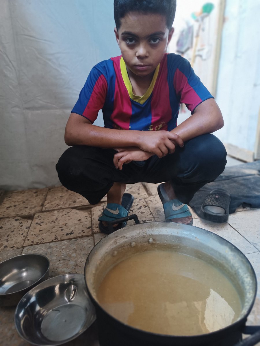 eslamomkhader's tweet image. WHAT ARE YOU WAITING FOR TO HELP ME?
ARE YOU WAITING FOR ME TO BECOME JUST ANOTHER NAME AMONG THE DEAD FROM HUNGER?!!
ACT NOW. SHOW YOUR HUMANITY.
DO SOMETHING TO SAVE A FAMILY IN GAZA.
ANY HELP MAKES A DIFFERENCE.
THIS ISN’T JUST WORDS — WE ARE ACTUALLY STARVING TO DEATH.
SHARE…