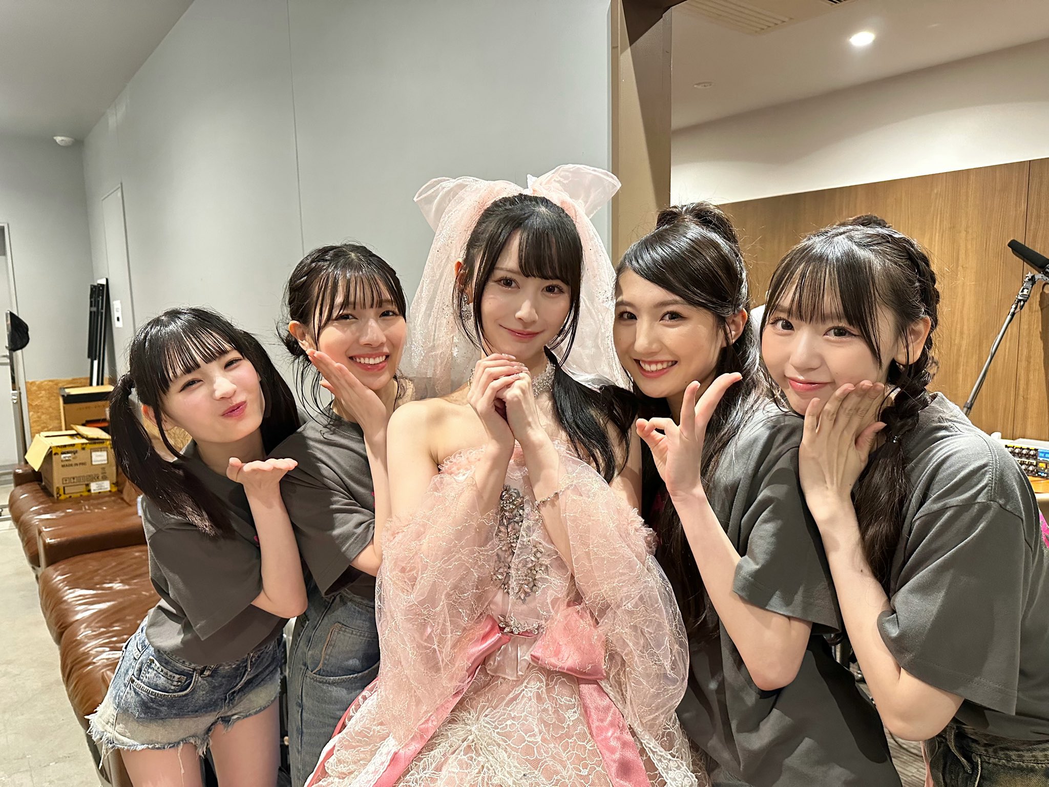 NMB48新澤菜央 直筆サイン入りチェキ 8周年記念ライブ会場クレーンゲーム景品 NMB48 2022 December 新澤菜央 A 生写真 直筆