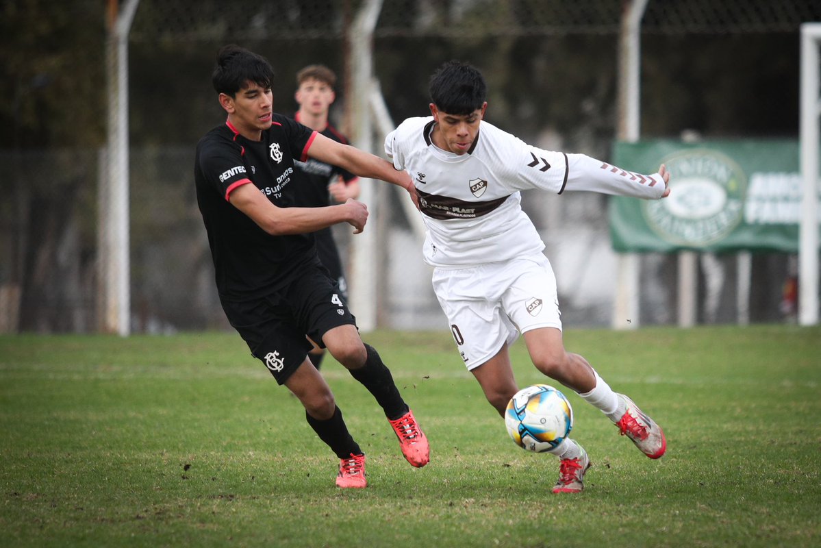 inferiorescap's tweet image. #JuvenilesLPF 🔛 Entretiempos 🆚 Barracas Central

➡️ [V] #Cuarta: 1-1 (🦑⚽️ Valentino Buccolo)

➡️ [L] #Séptima: 0-1

#SiemprePlatense🤎