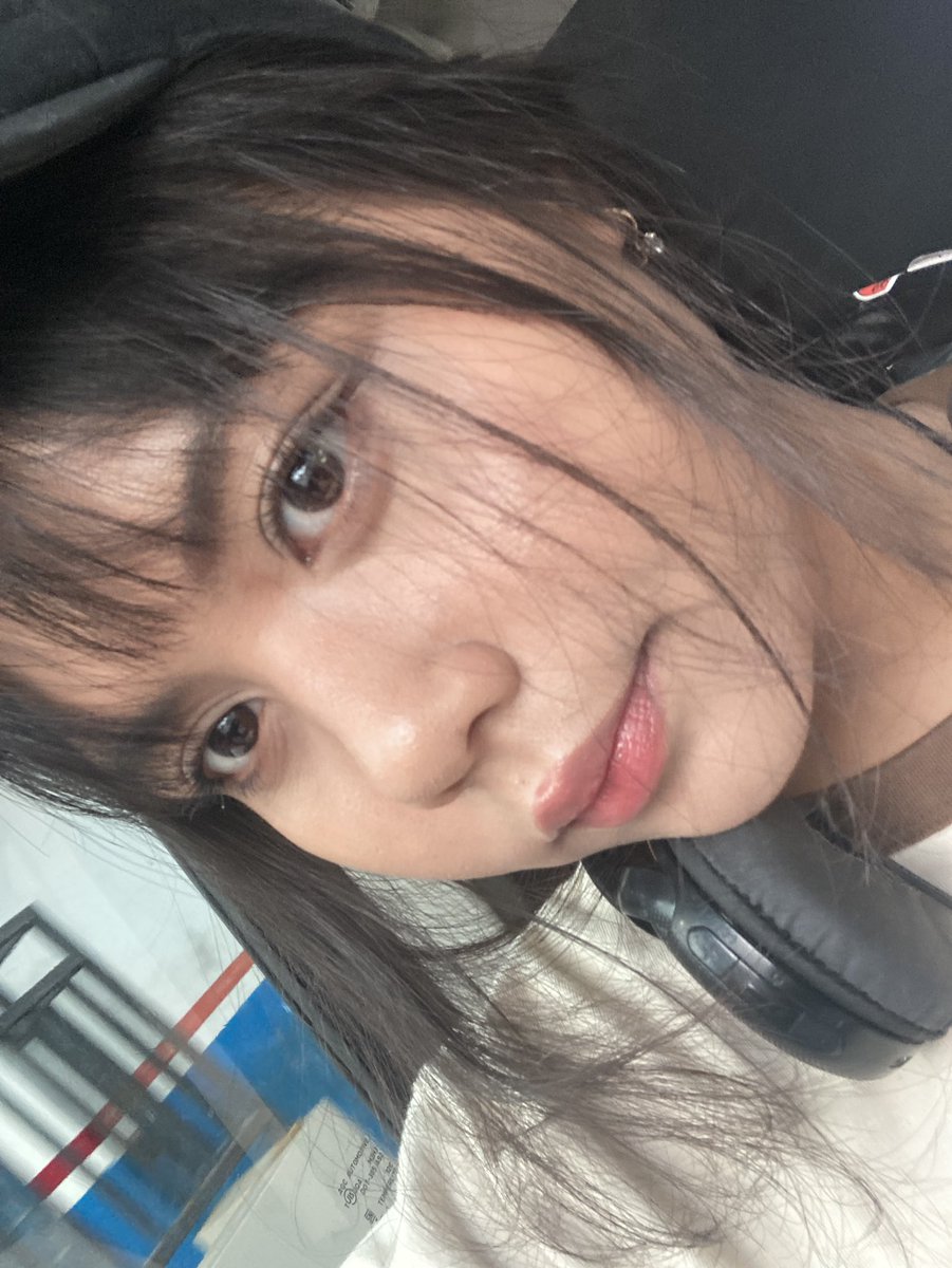 roycontol's tweet image. muka gw makin hari makin kyk telor kbalik
