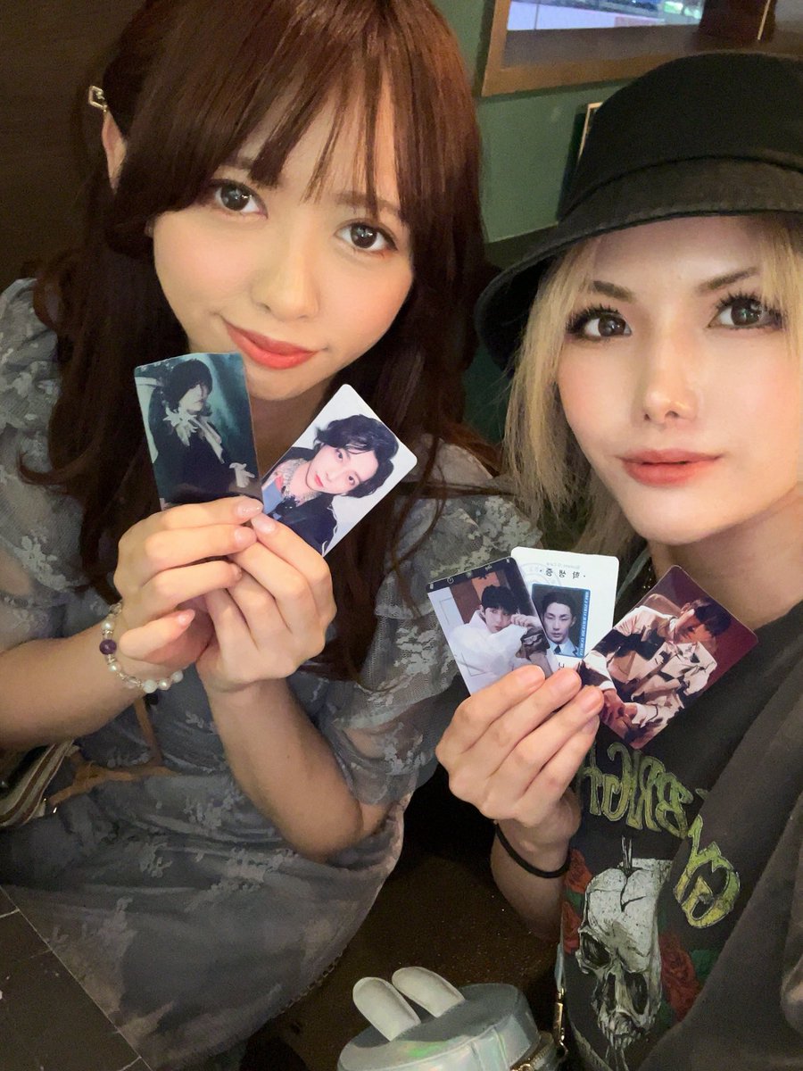 prbk2's tweet image. 7年振りくらいにあきたににあったよ👾🤍
배나라カード作れて満足すぎる😭
裏面もあるし最高すぎる😭👏✨
これで明日も仕事頑張れる😉
