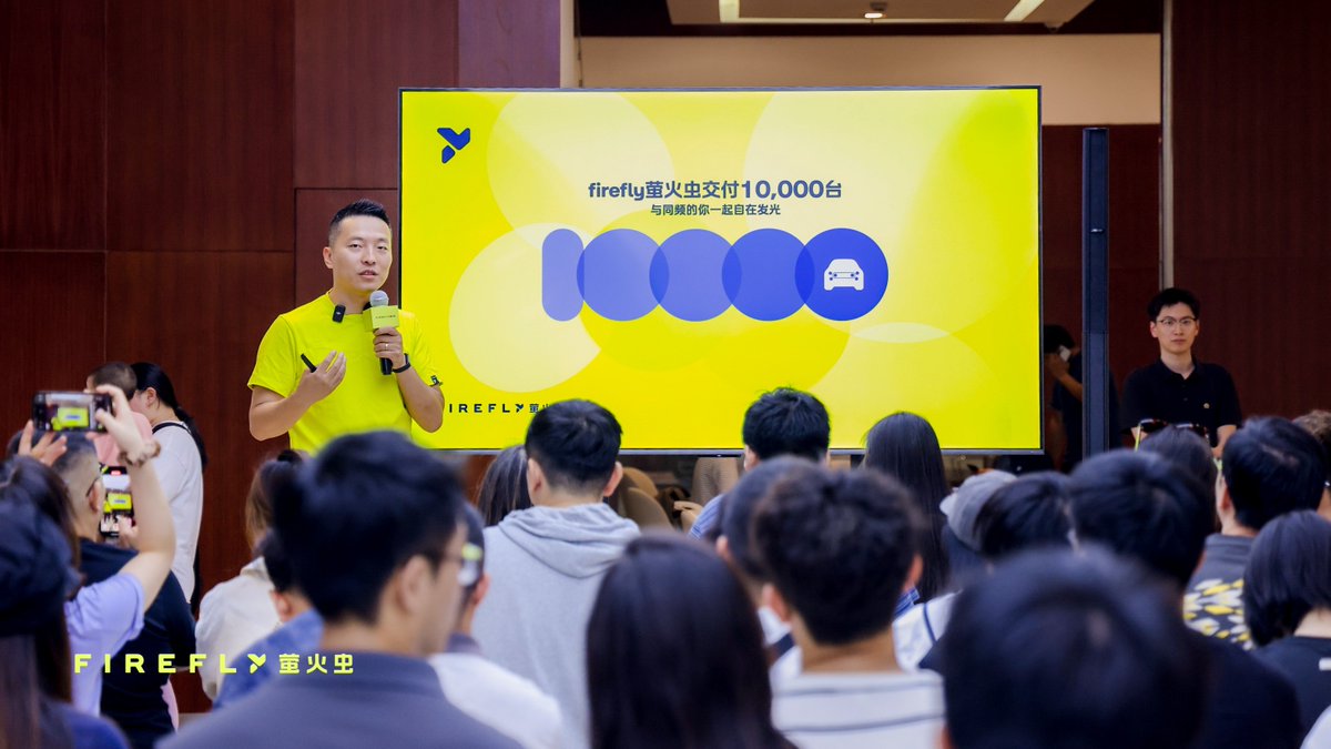 WilliamLiNIO's tweet image. Excited to share that we just delivered the 10,000th firefly in China today!🚗
Next, the delivery in Europe will start soon, and looking forward to more of you joining our community.
Freedom to glow!🌟 Let's Jiadian!⚡
#NIO #firefly #freedomtoglow #BlueSkyComing